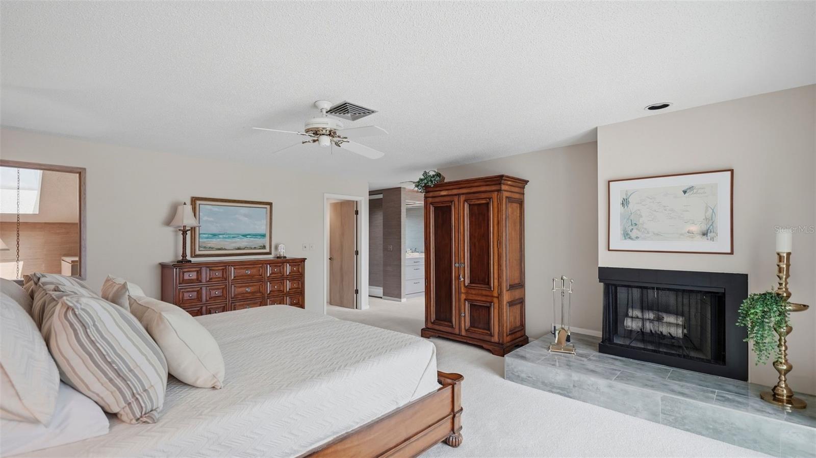 910 PINELLAS BAYWAY S #201
