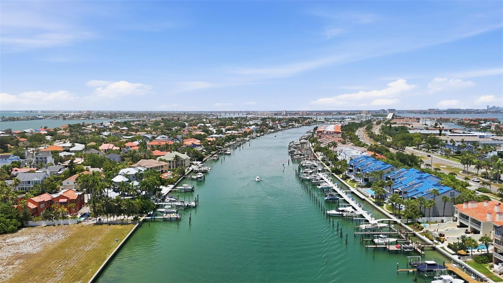 910 PINELLAS BAYWAY S #201