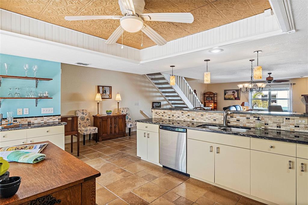 1109 PINELLAS BAYWAY S Unit: 303