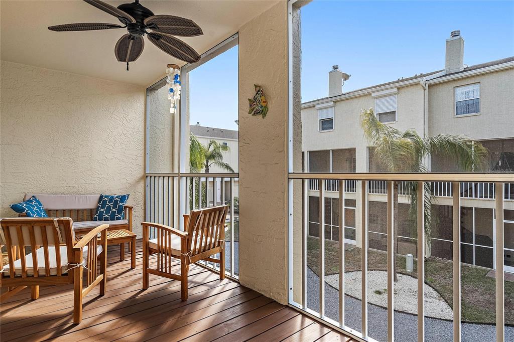 1109 PINELLAS BAYWAY S Unit: 303