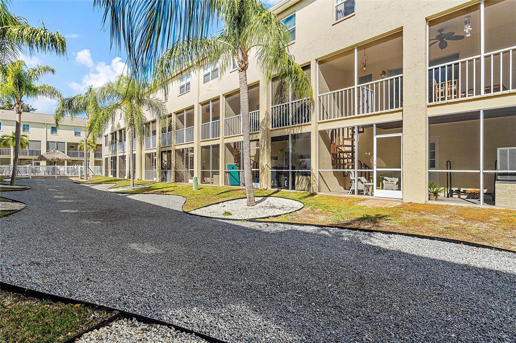 1109 PINELLAS BAYWAY S Unit: 303