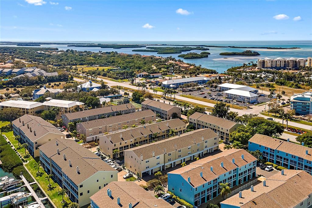 1109 PINELLAS BAYWAY S Unit: 303