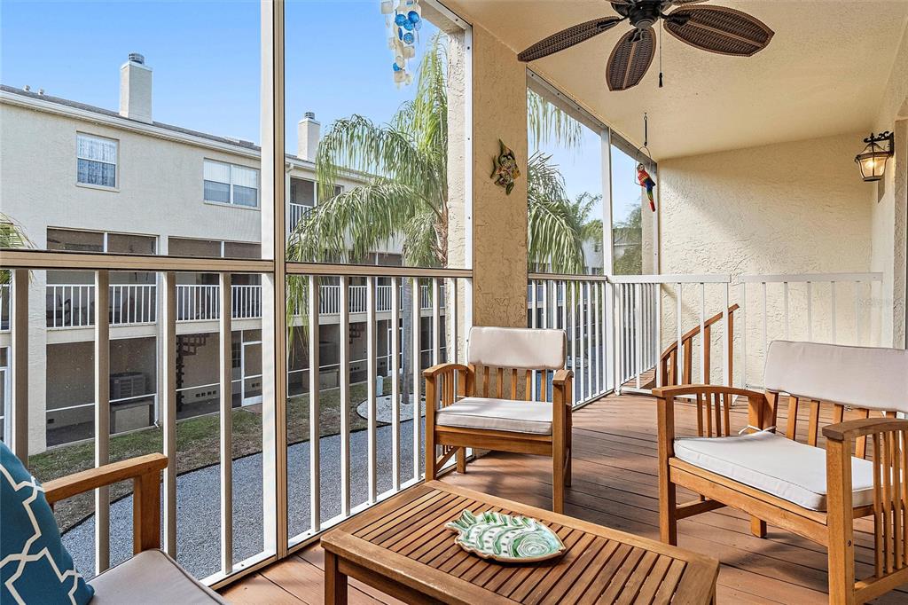 1109 PINELLAS BAYWAY S Unit: 303
