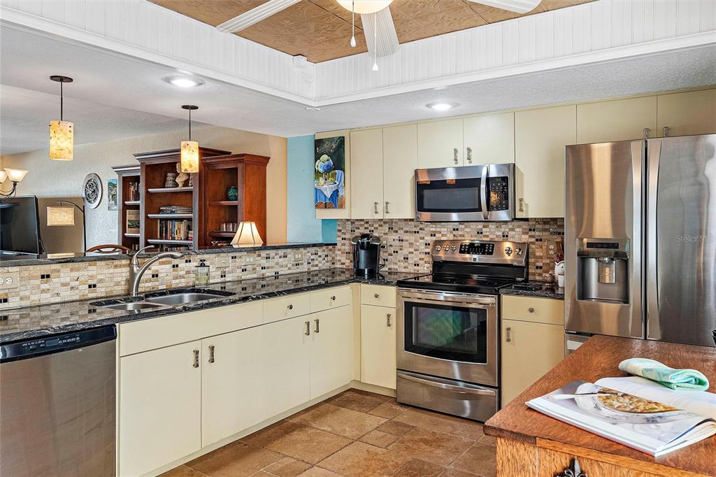 1109 PINELLAS BAYWAY S Unit: 303