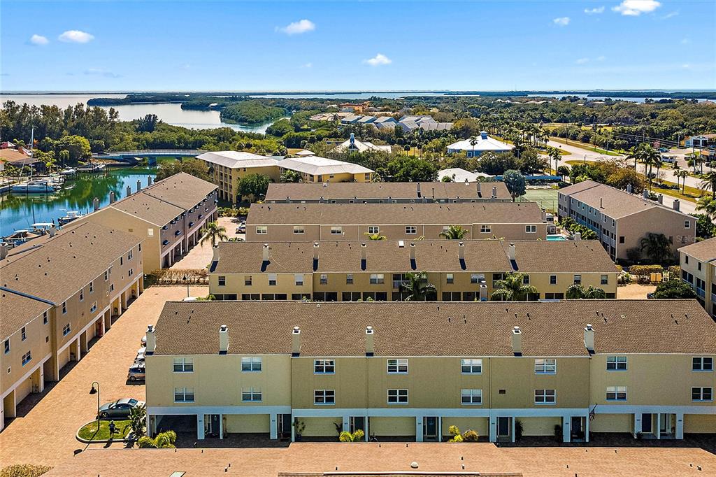 1109 PINELLAS BAYWAY S Unit: 303