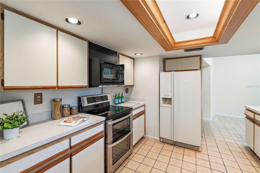 1942 PINELLAS POINT DRIVE S