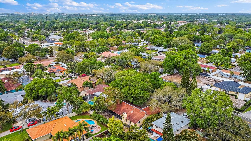 1942 PINELLAS POINT DRIVE S