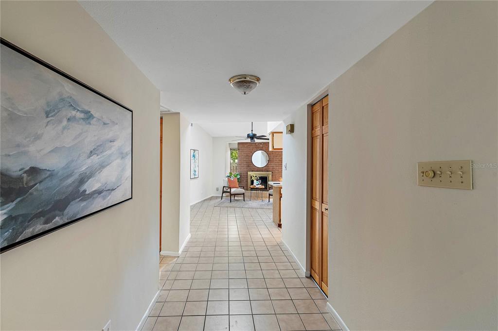 1942 PINELLAS POINT DRIVE S