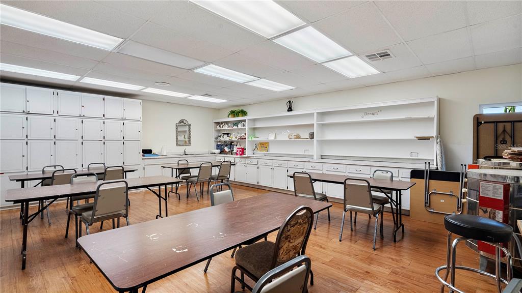 5220 BRITTANY DRIVE S Unit: 607