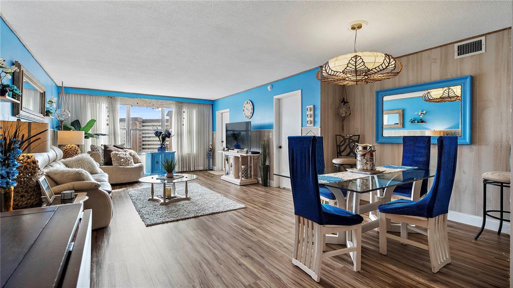 5220 BRITTANY DRIVE S Unit: 607