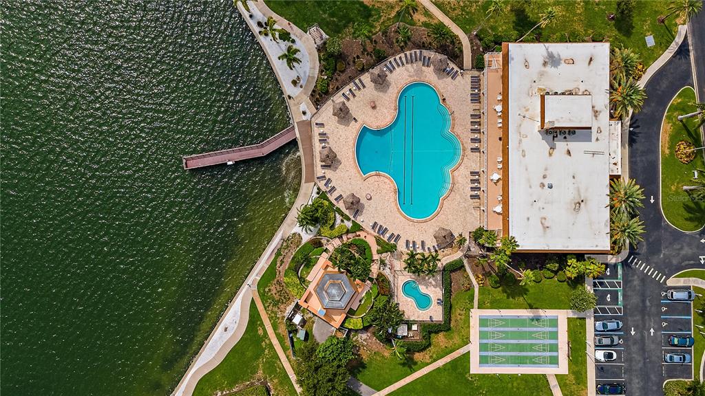 5220 BRITTANY DRIVE S Unit: 607