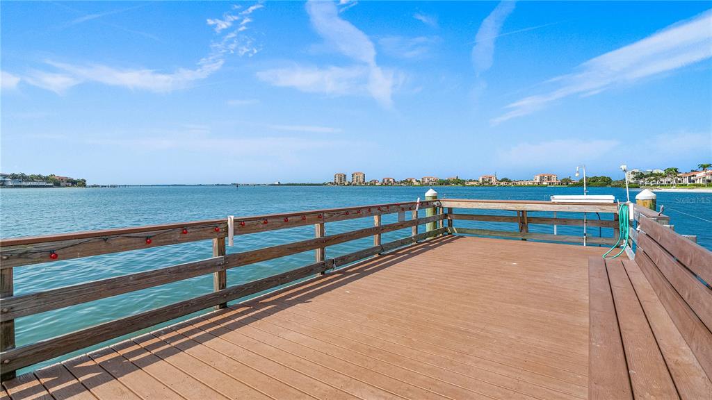 5220 BRITTANY DRIVE S Unit: 607