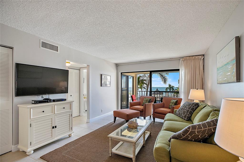 6322 PALMA DEL MAR BOULEVARD S Unit: 213