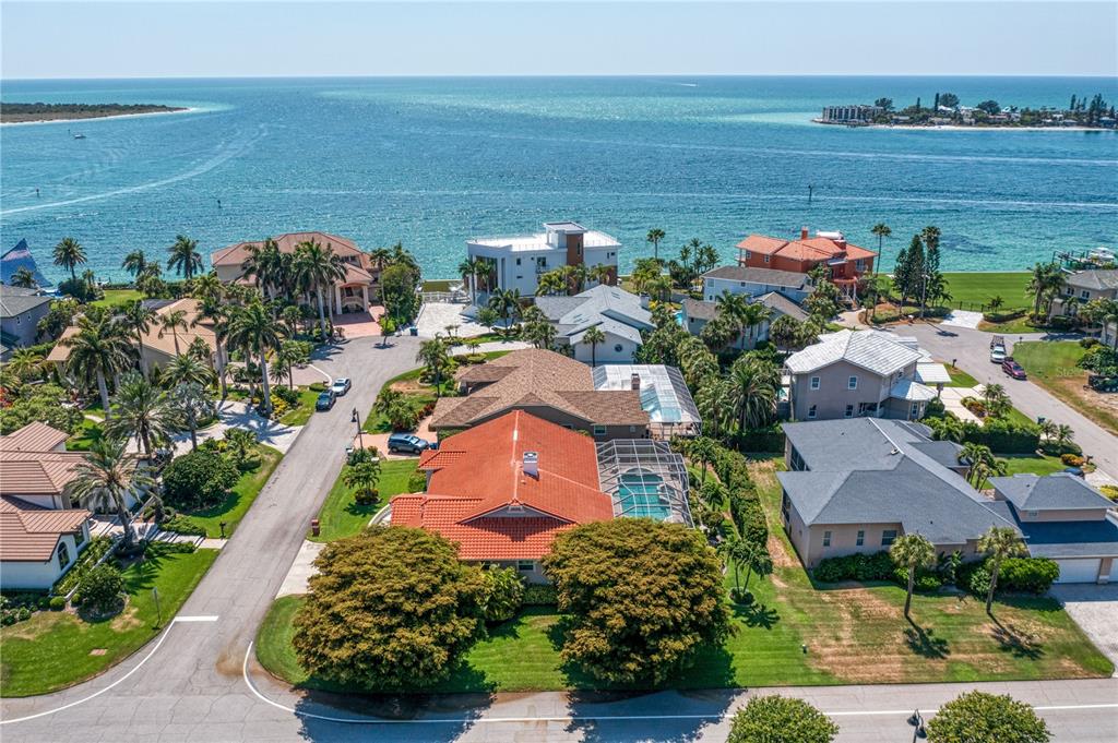 701 PINTA DRIVE
