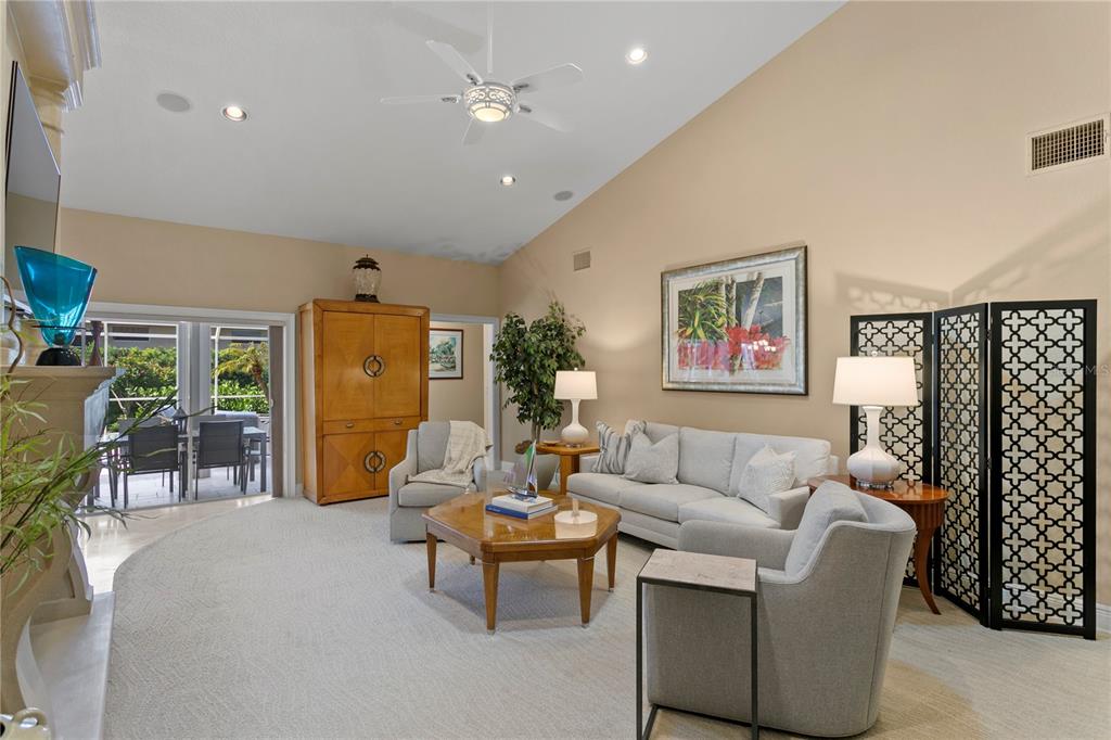 701 PINTA DRIVE