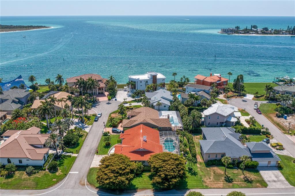 701 PINTA DRIVE