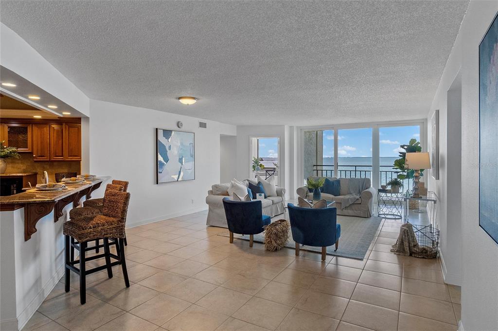 5700 ESCONDIDA BOULEVARD S Unit: 302