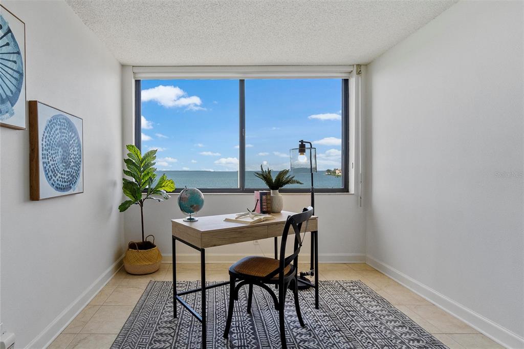 5700 ESCONDIDA BOULEVARD S Unit: 302