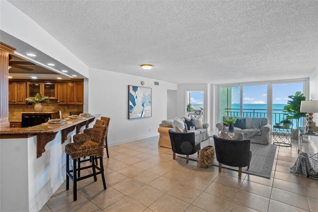 5700 ESCONDIDA BOULEVARD S Unit: 302