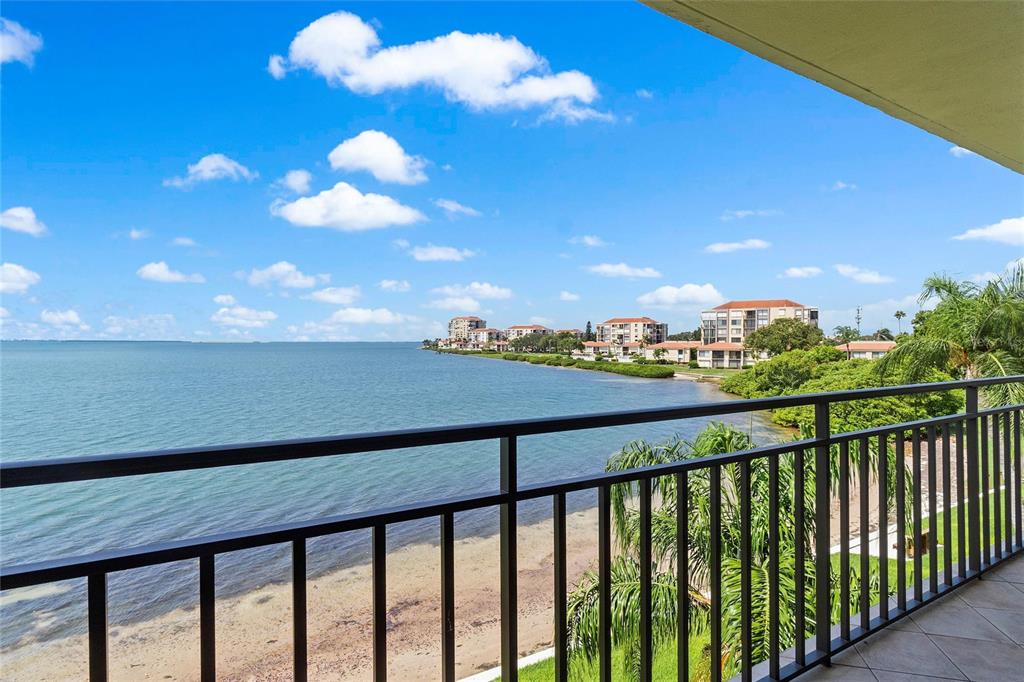 5700 ESCONDIDA BOULEVARD S Unit: 302