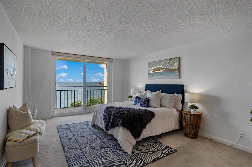 5700 ESCONDIDA BOULEVARD S Unit: 302