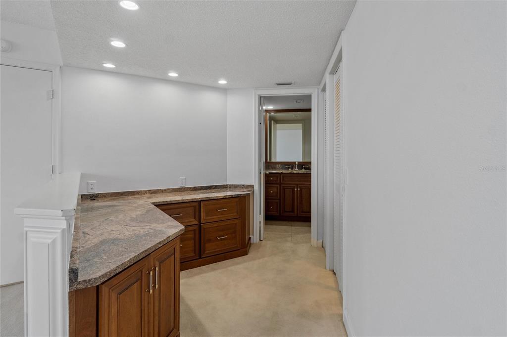 5700 ESCONDIDA BOULEVARD S Unit: 302
