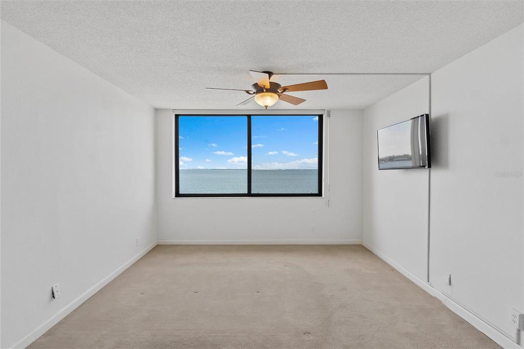 5700 ESCONDIDA BOULEVARD S Unit: 302