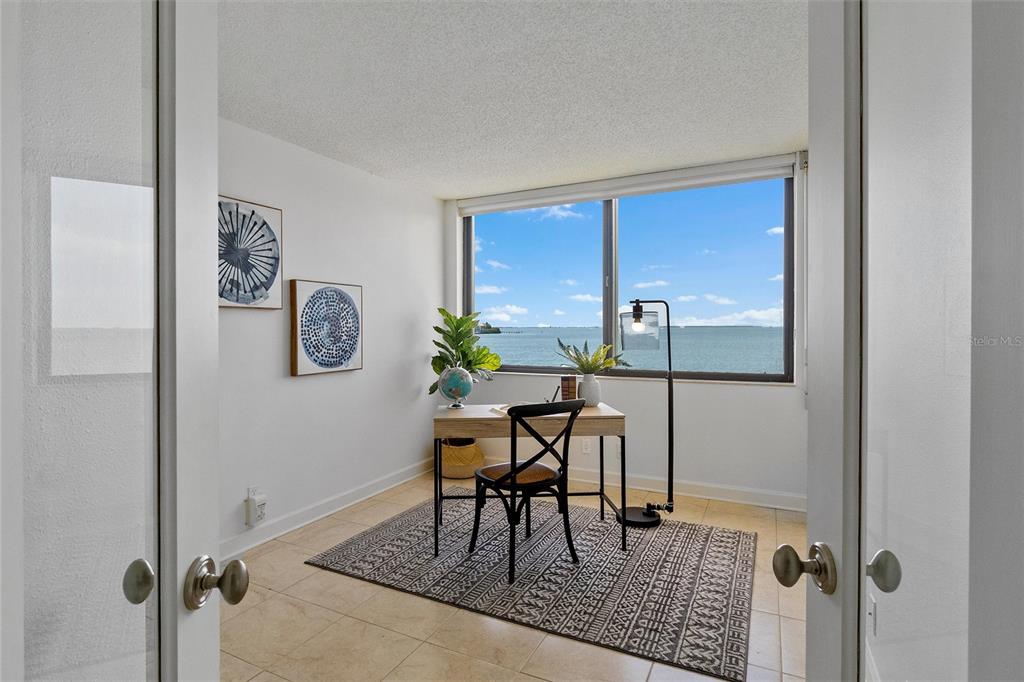 5700 ESCONDIDA BOULEVARD S Unit: 302