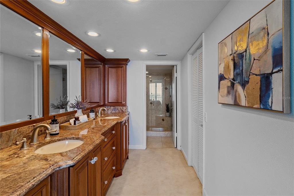 5700 ESCONDIDA BOULEVARD S Unit: 302