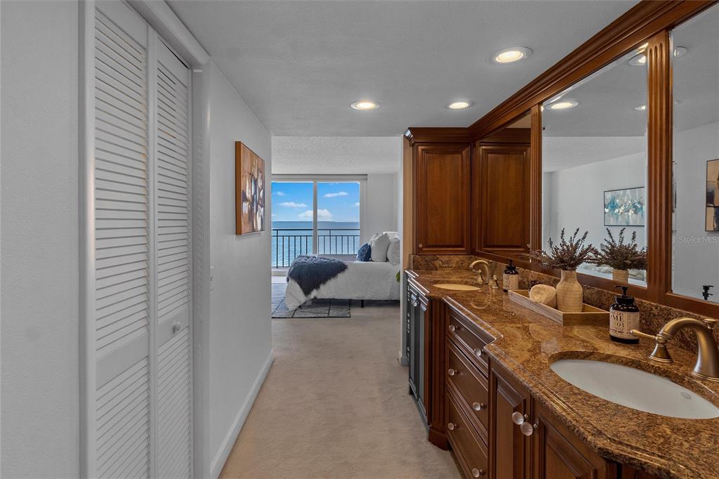 5700 ESCONDIDA BOULEVARD S Unit: 302