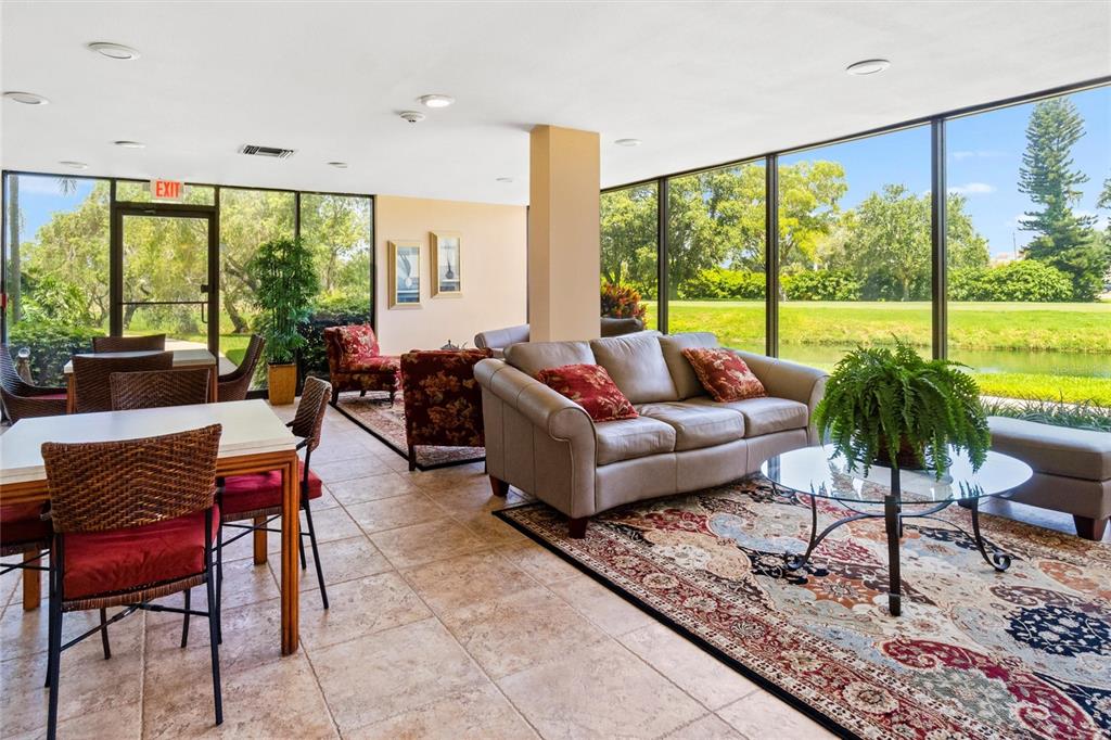 5700 ESCONDIDA BOULEVARD S Unit: 302