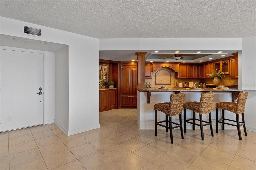 5700 ESCONDIDA BOULEVARD S Unit: 302
