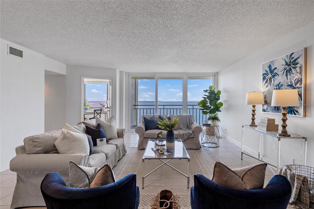 5700 ESCONDIDA BOULEVARD S Unit: 302
