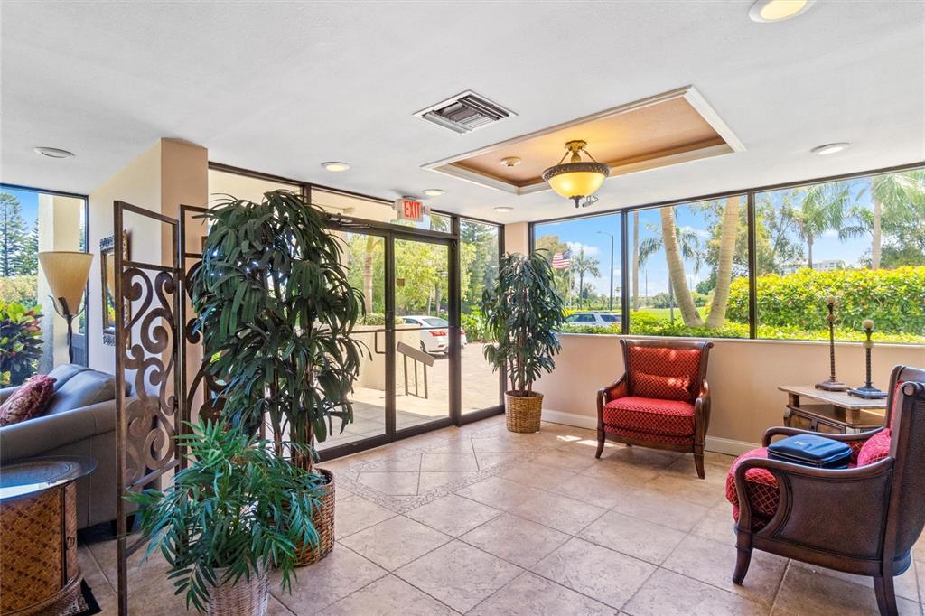 5700 ESCONDIDA BOULEVARD S Unit: 302