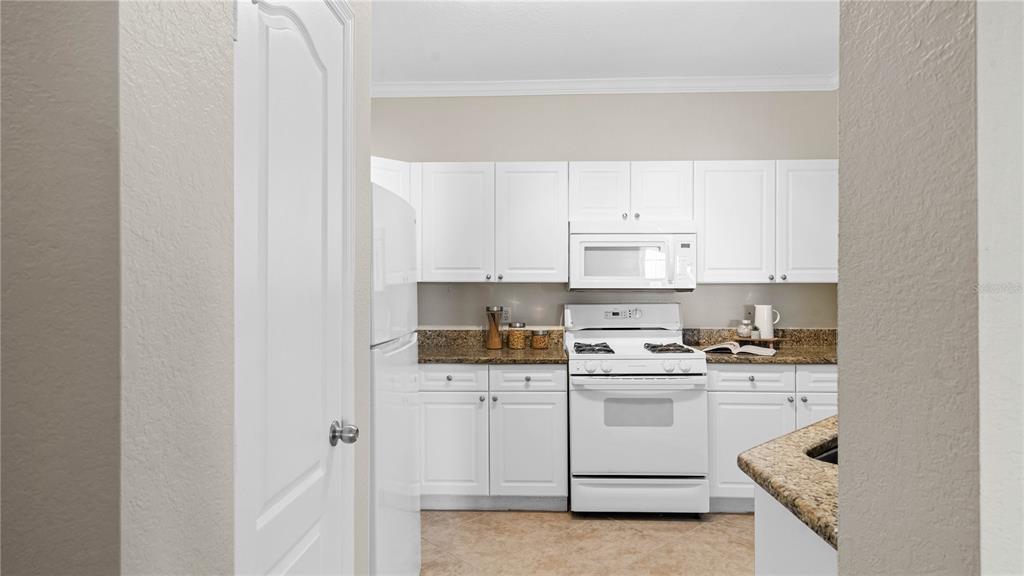 2747 VIA CAPRI Unit: 1138
