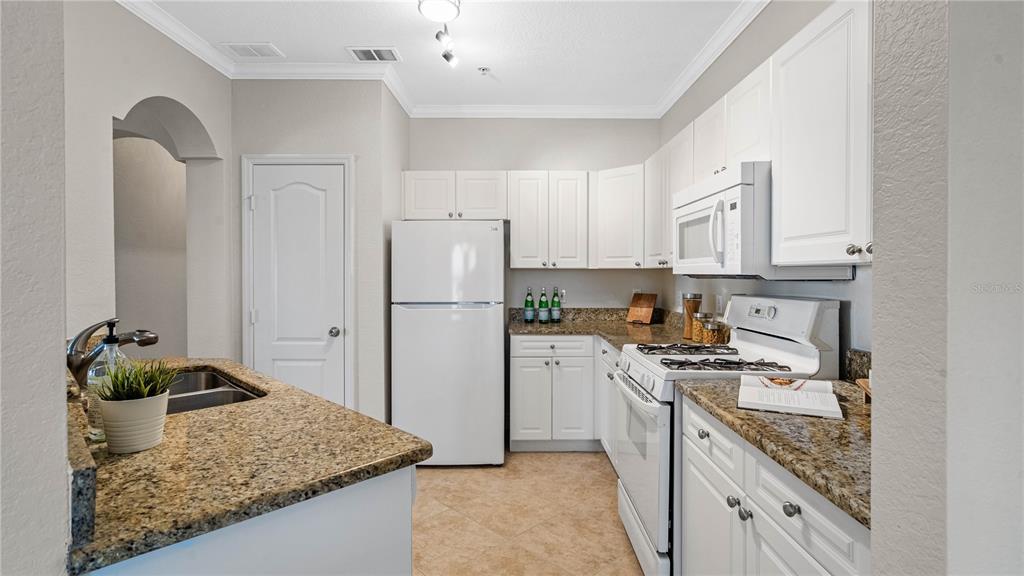 2747 VIA CAPRI Unit: 1138