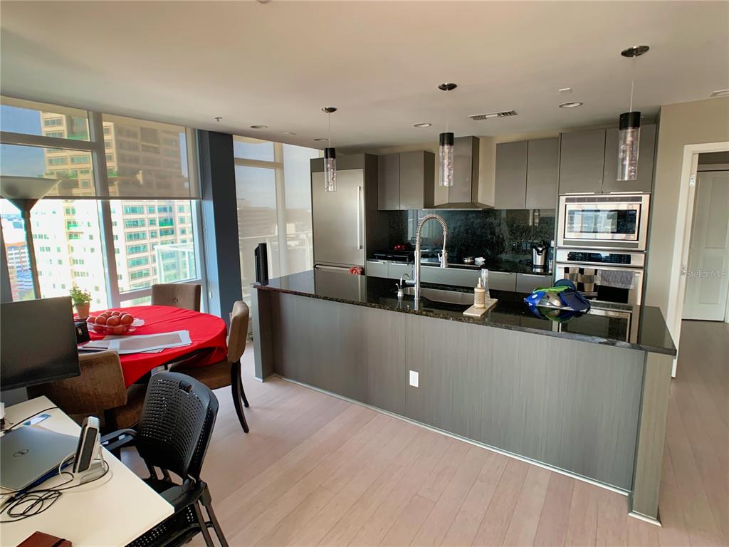 175 1ST STREET S Unit: 2403