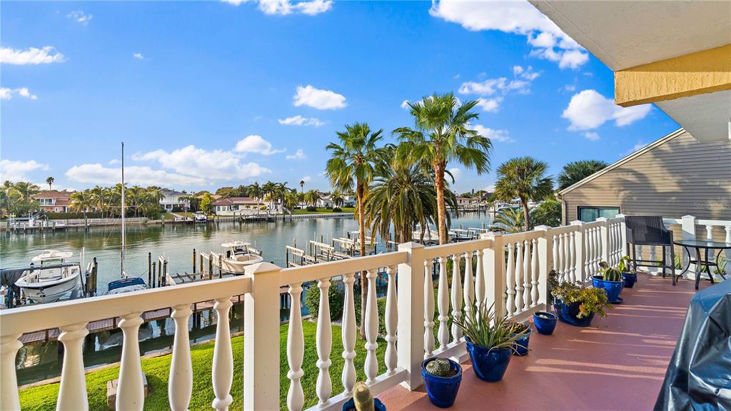 544 PINELLAS BAYWAY S Unit: F-11