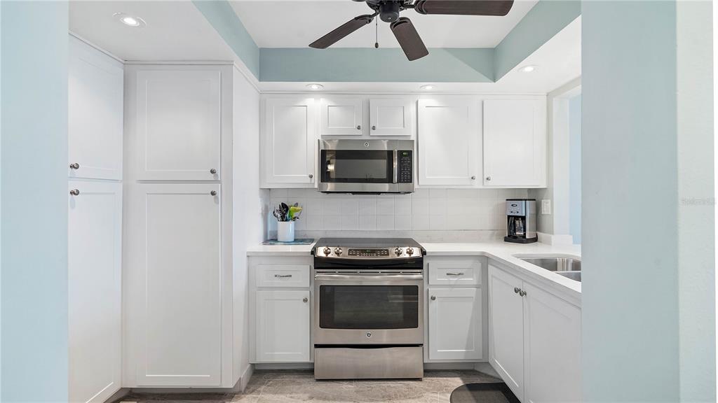 6218 PALMA DEL MAR BOULEVARD S Unit: 303