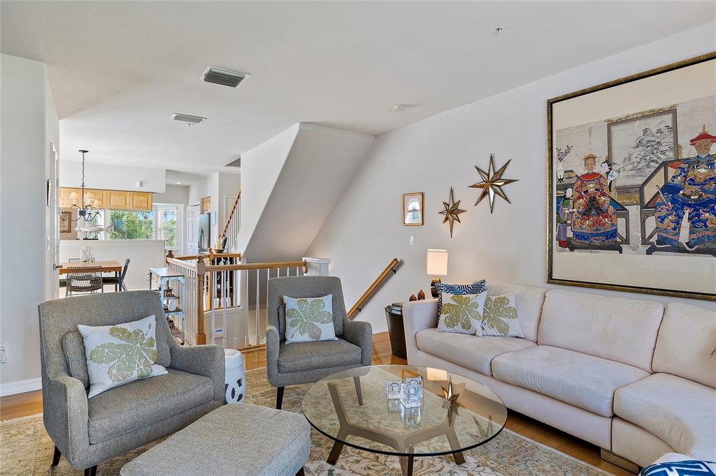 1583 PINELLAS BAYWAY S