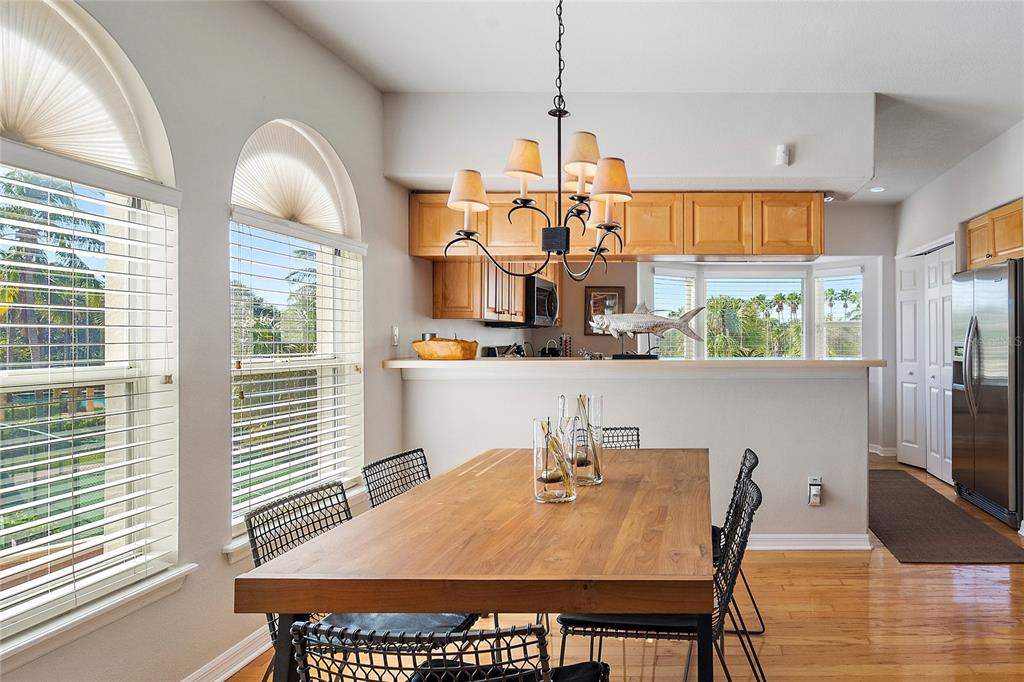 1583 PINELLAS BAYWAY S