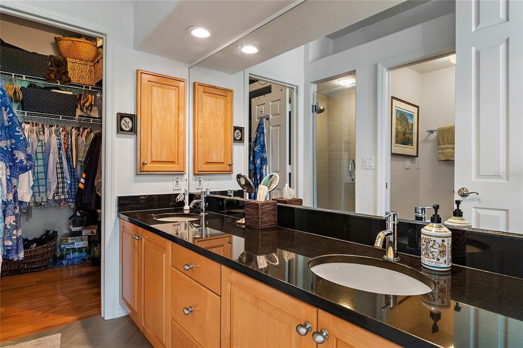 1583 PINELLAS BAYWAY S
