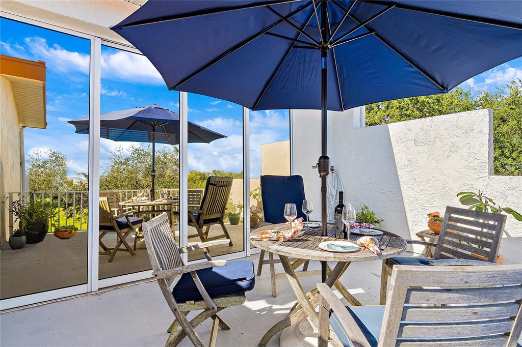 1583 PINELLAS BAYWAY S