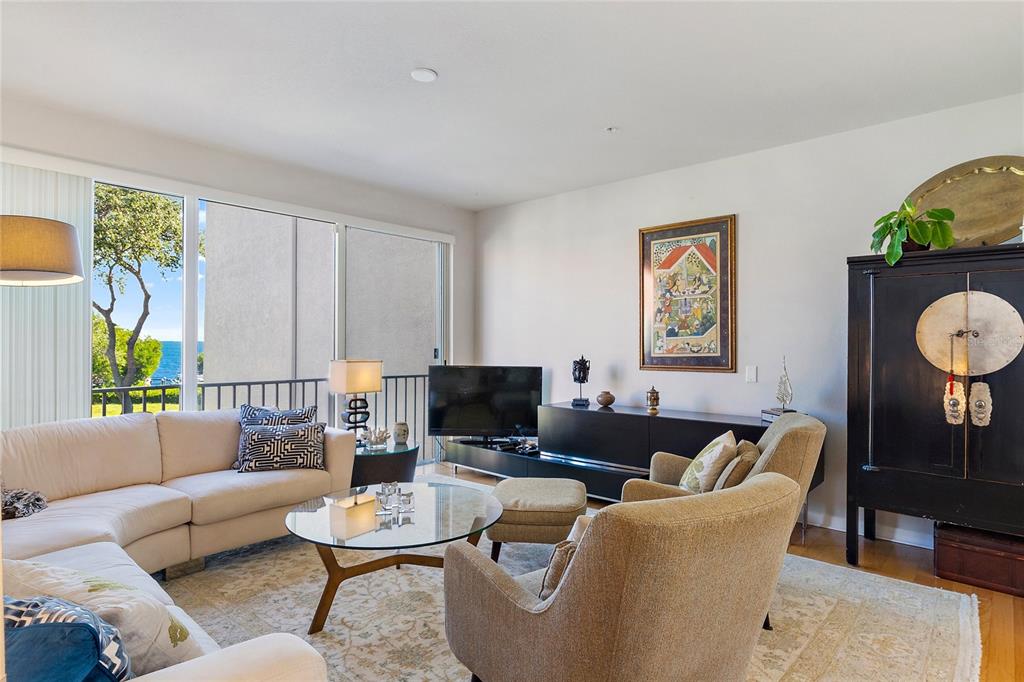 1583 PINELLAS BAYWAY S