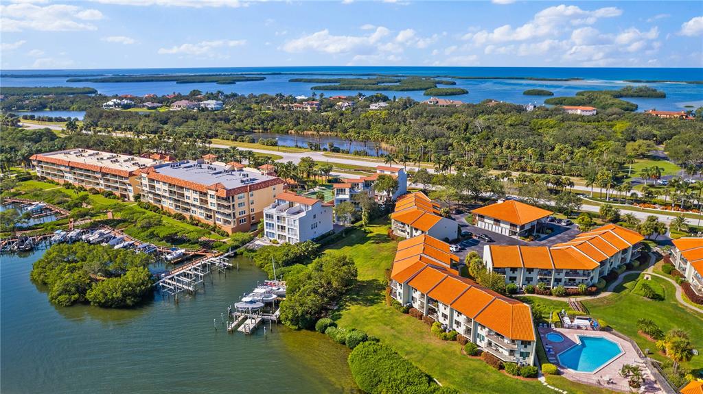 1583 PINELLAS BAYWAY S