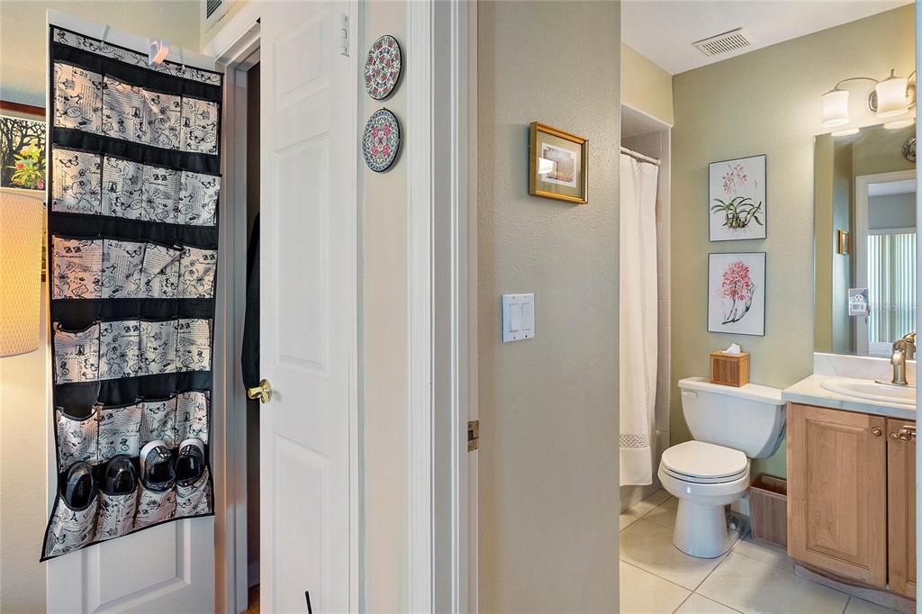 1583 PINELLAS BAYWAY S