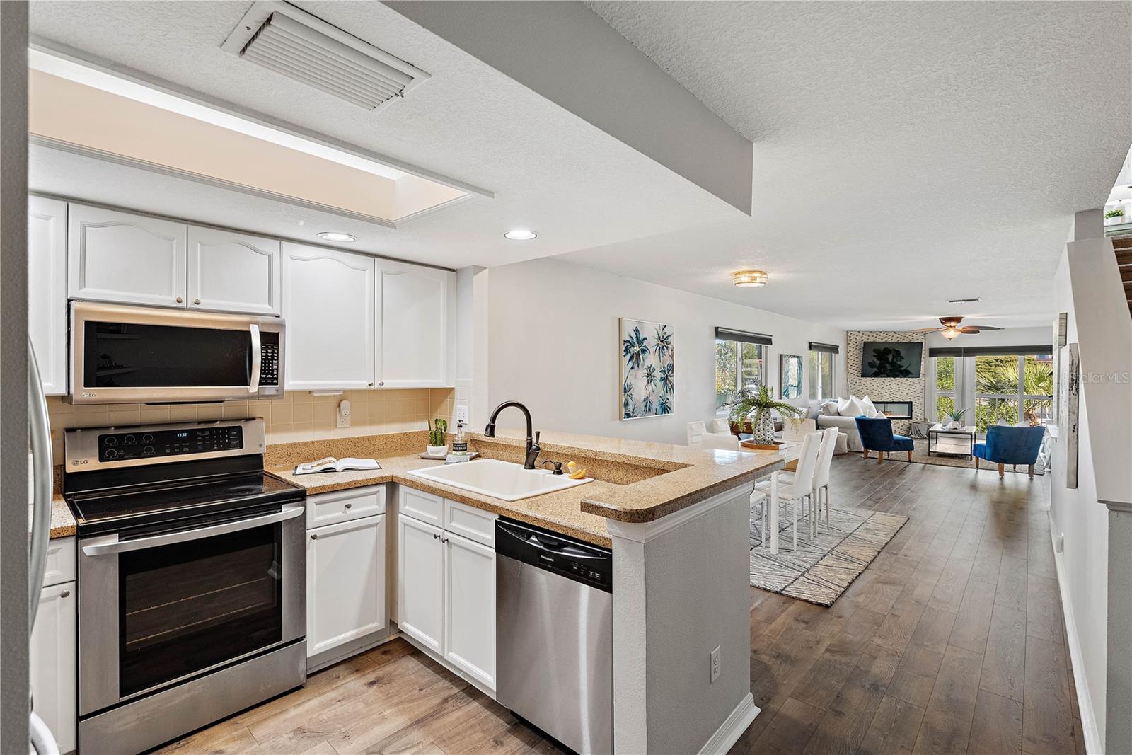 105 YACHT CLUB LANE