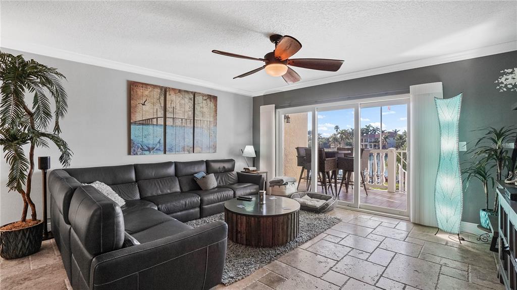 544 PINELLAS BAYWAY S Unit: TH14
