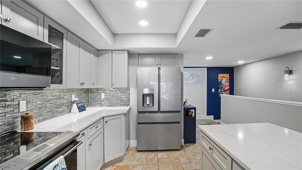 544 PINELLAS BAYWAY S Unit: TH14