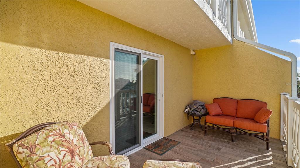 544 PINELLAS BAYWAY S Unit: TH14